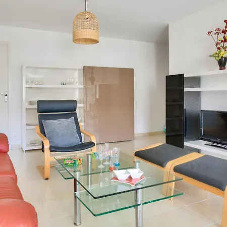 Apartment Proche Plages Et Commerces, Pour 4 Fouesnant